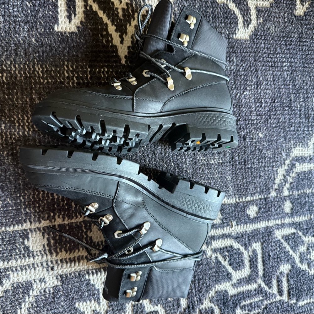 Women's Cortina Timberland waterproof hiker boot new without tags - Picture 6 of 12